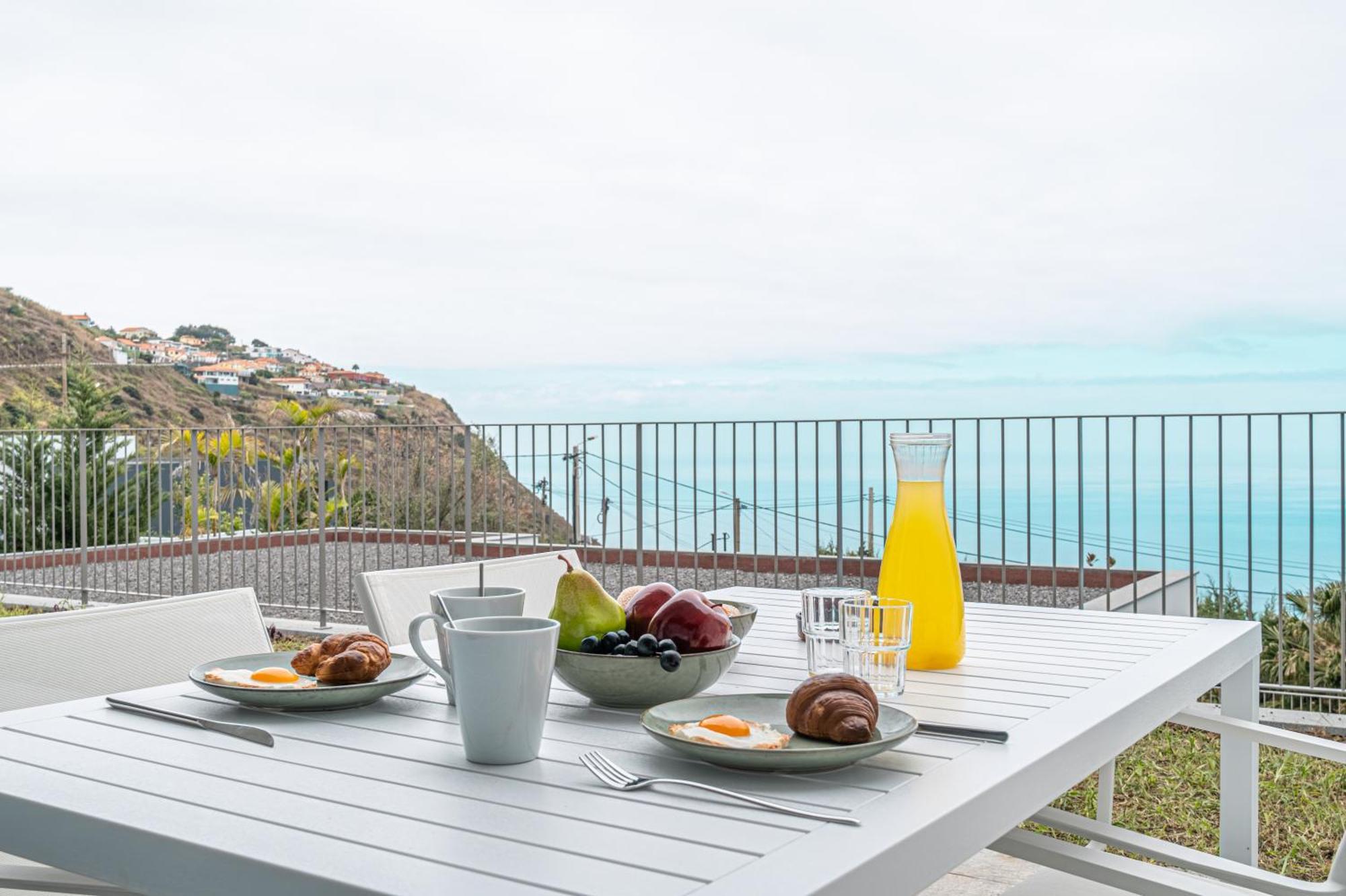 Villa Bali Arco da Calheta  Exterior photo