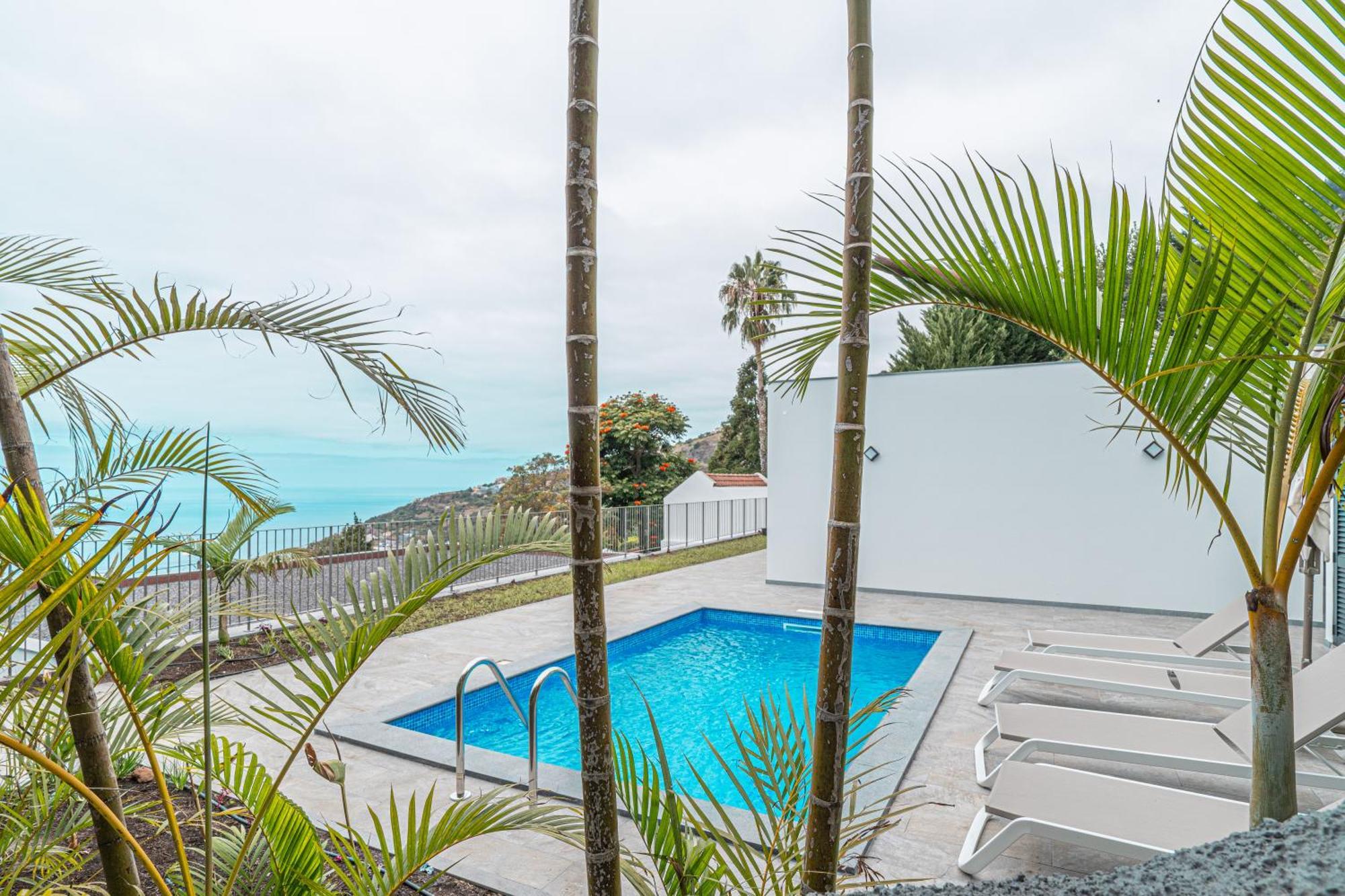 Villa Bali Arco da Calheta  Exterior photo